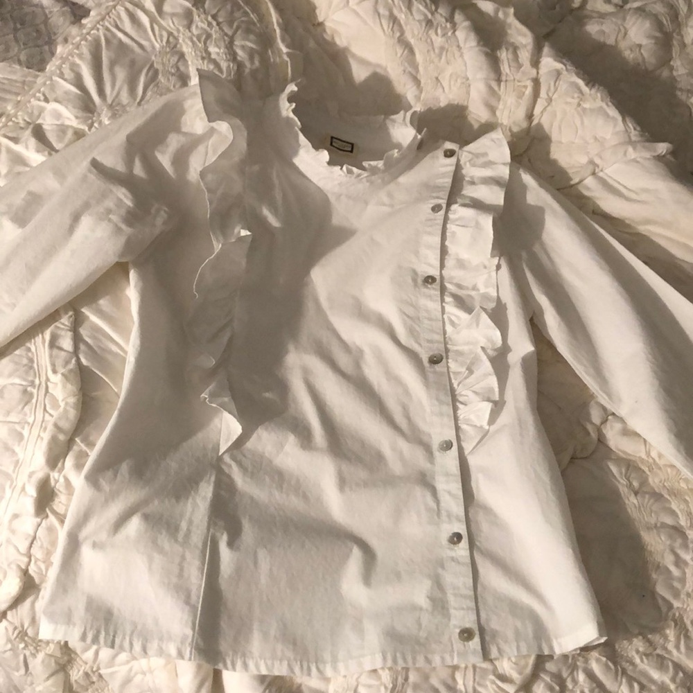 Mo Vint white side button down- never worn